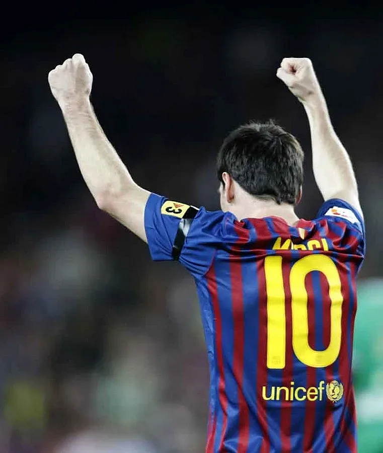 Пике си осигури 2 седмици с Шакира