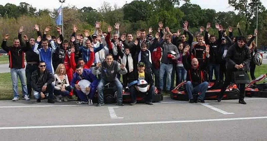 Над 70 пилоти караха благотворително