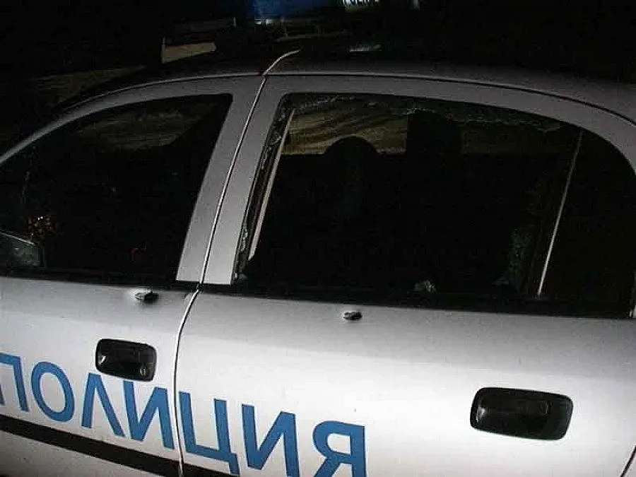 Тийнейджър инсценира грабеж, за да се спаси от конско