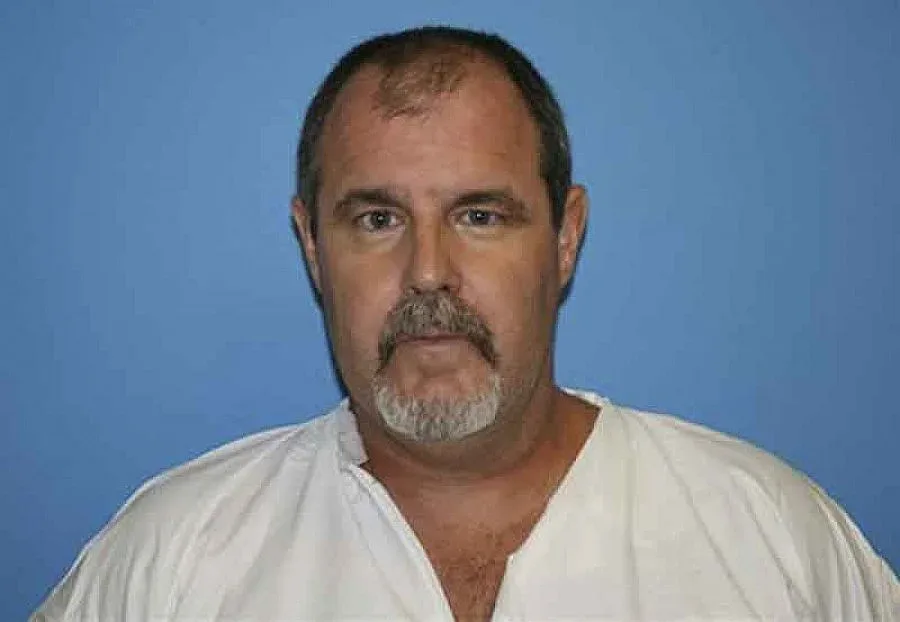 Искат смъртна присъда за масов убиец