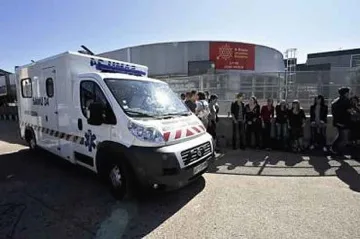 Почина френската учителка, която се самозапали