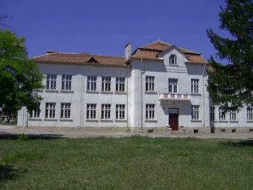 Мутра преби кметица, която се кандидатира пак