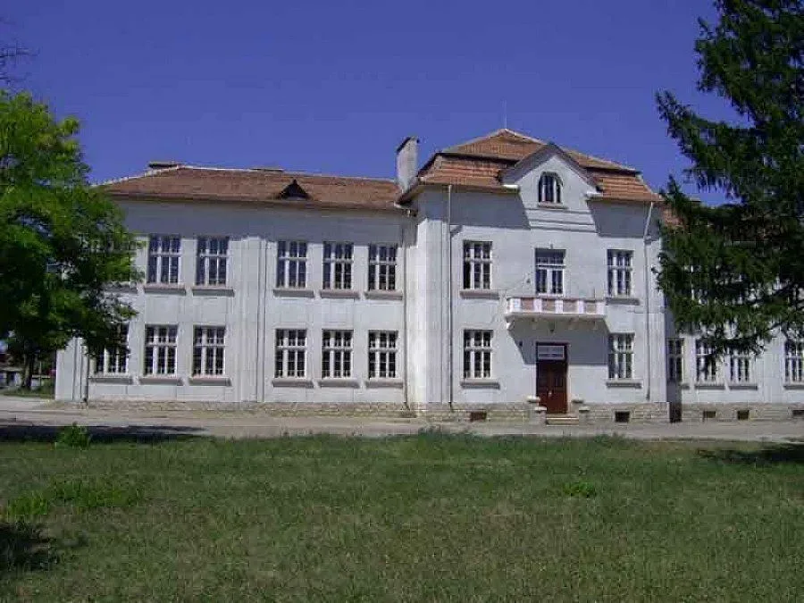 Мутра преби кметица, която се кандидатира пак