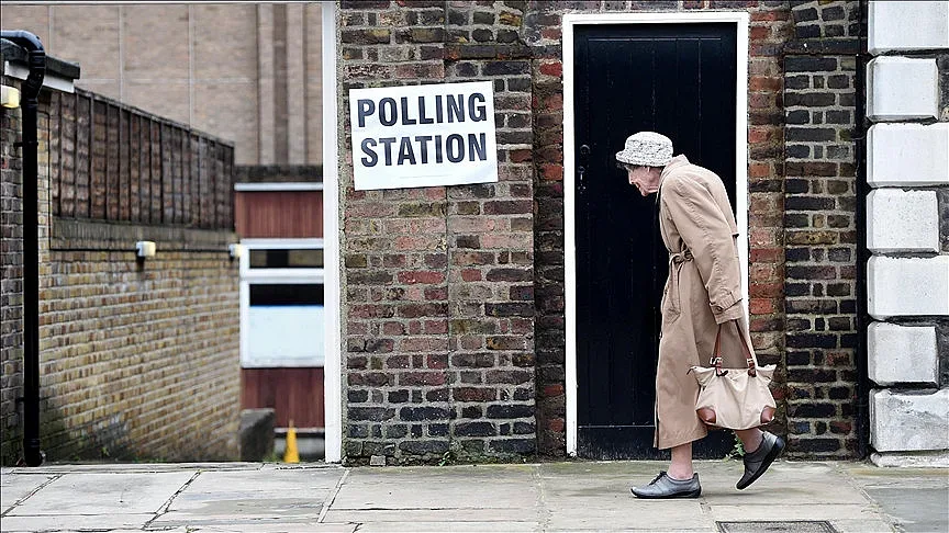 Голям ден за британците. Решава се съдбата им за години напред