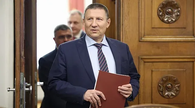 Сарафов поиска отвод на скандална съдийка