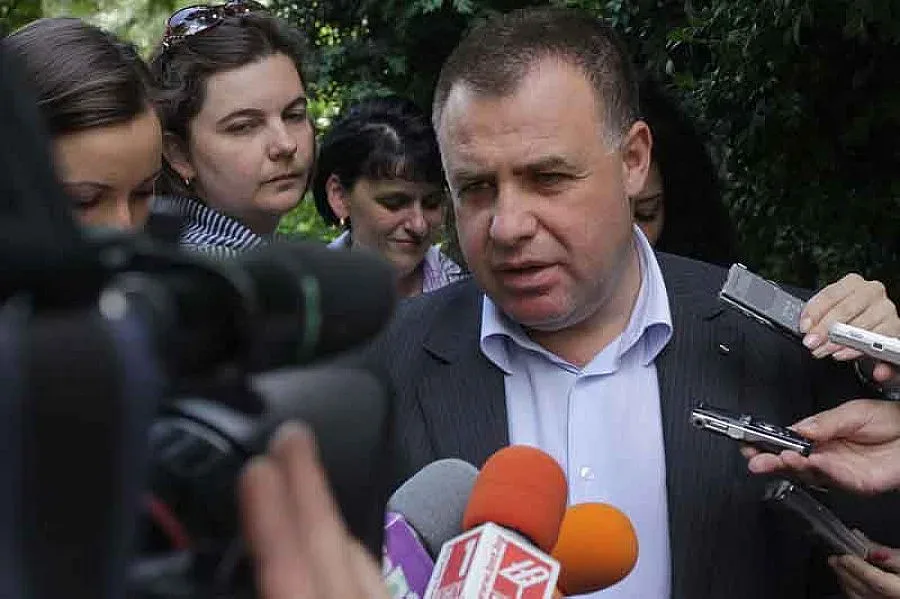 Държавата конфискува горите от заменки