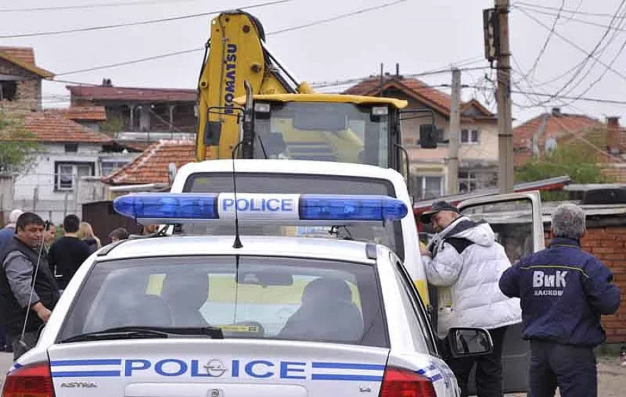 Спират кранчето на кметове длъжници