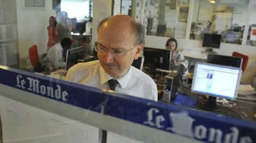 "Монд" липсва по сергиите четвърти пореден ден