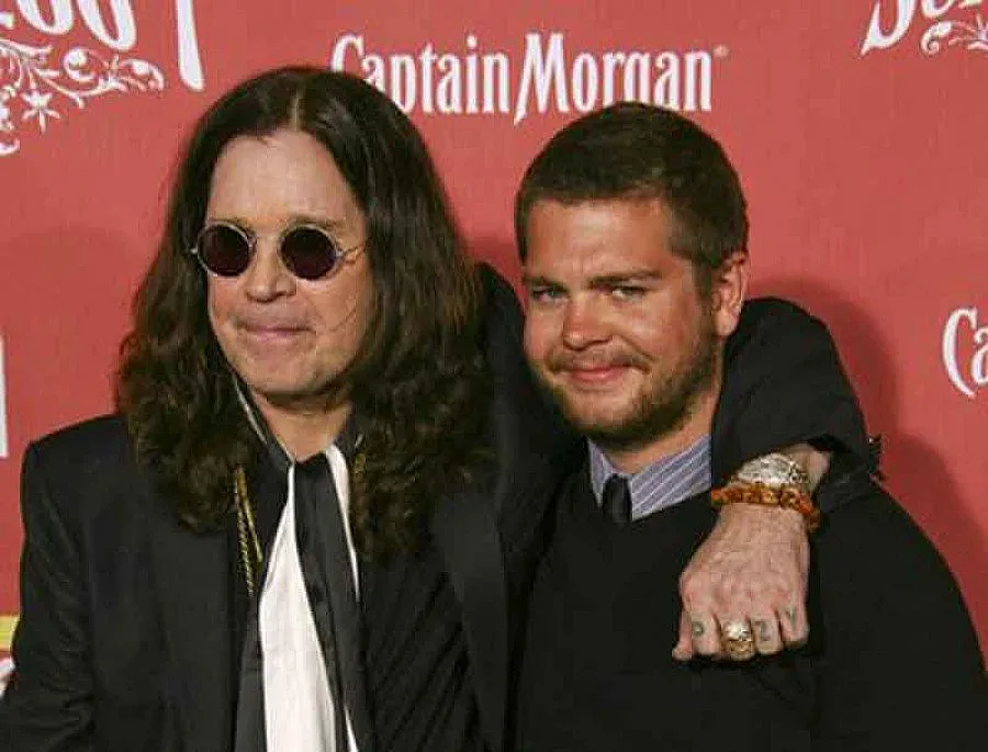 Ози Озбърн става дядо за пети път