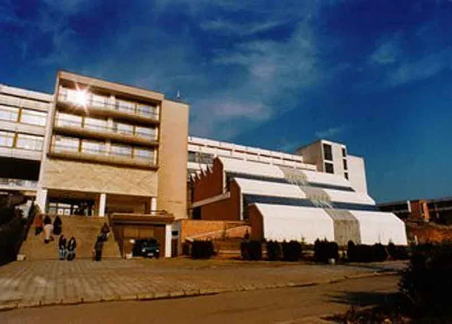 ЮЗУ стана на 35 години