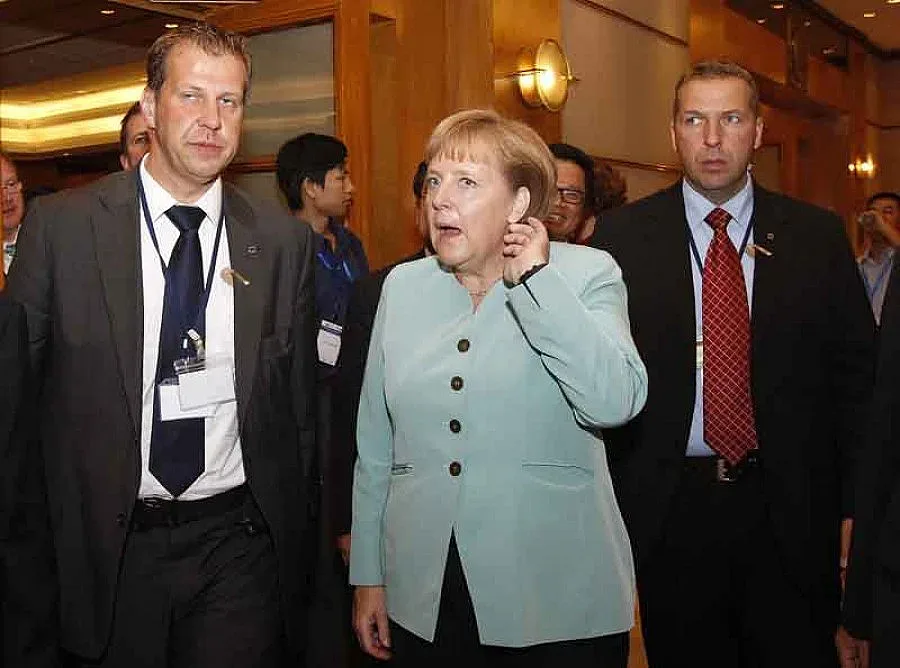 Меркел: Еврото е било и винаги ще бъде силно