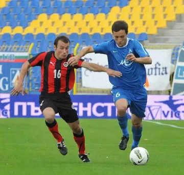 Старокин готов за мача на "Левски" с "акулите"