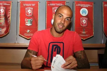 "Милан" вади 4 млн. евро за Ники Михайлов