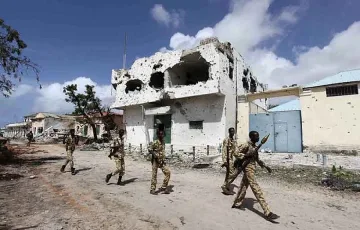 Сомалийски пирати отвлякоха италиански кораб