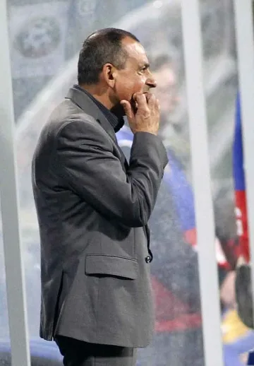 Селекционерът: Само Ламбо ще ни оправи