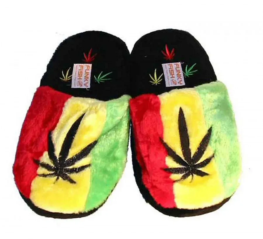 Вкарват дрога за пандизчия в чехъл