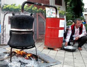 Чаша от ХІV век доказа: Ракията е българска