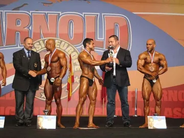 Наш програмист смая Арни