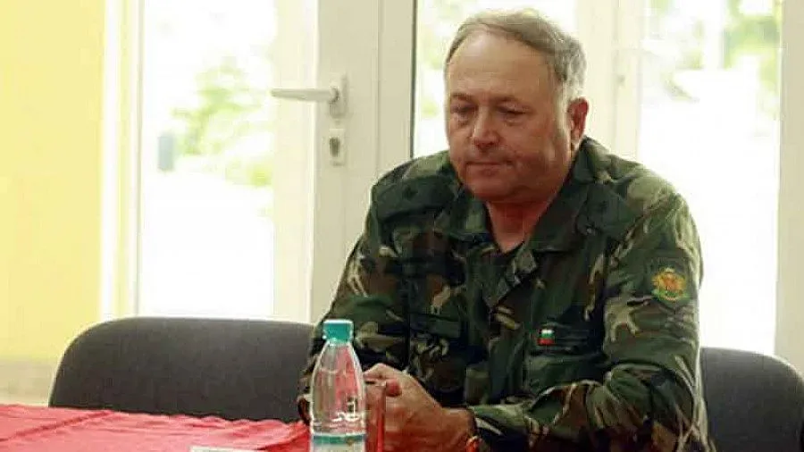 Ивайло Калфин подкрепи червения кандидат за кмет на Сливен