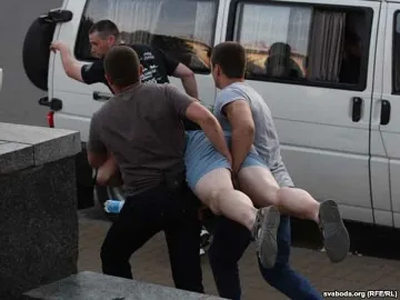 Мощни протести в Минск срещу репресиите