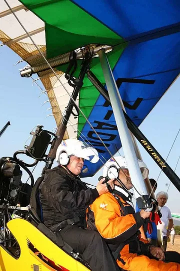 Кандидат-кмет снима града си от небето