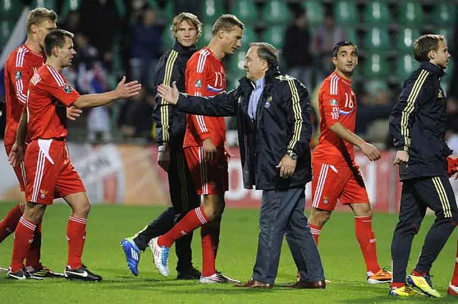 7 чакат жребия, а 5 - последния кръг