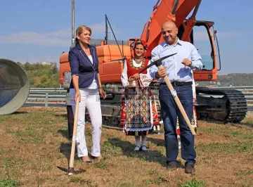 Чиста вода за 62 000 търновци обещаха двама министри