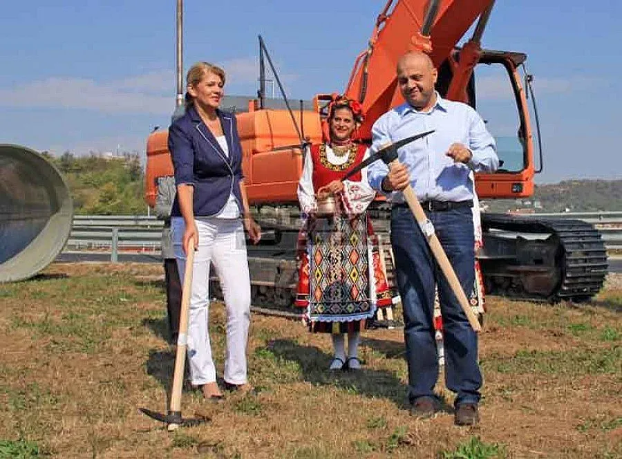 Чиста вода за 62 000 търновци обещаха двама министри