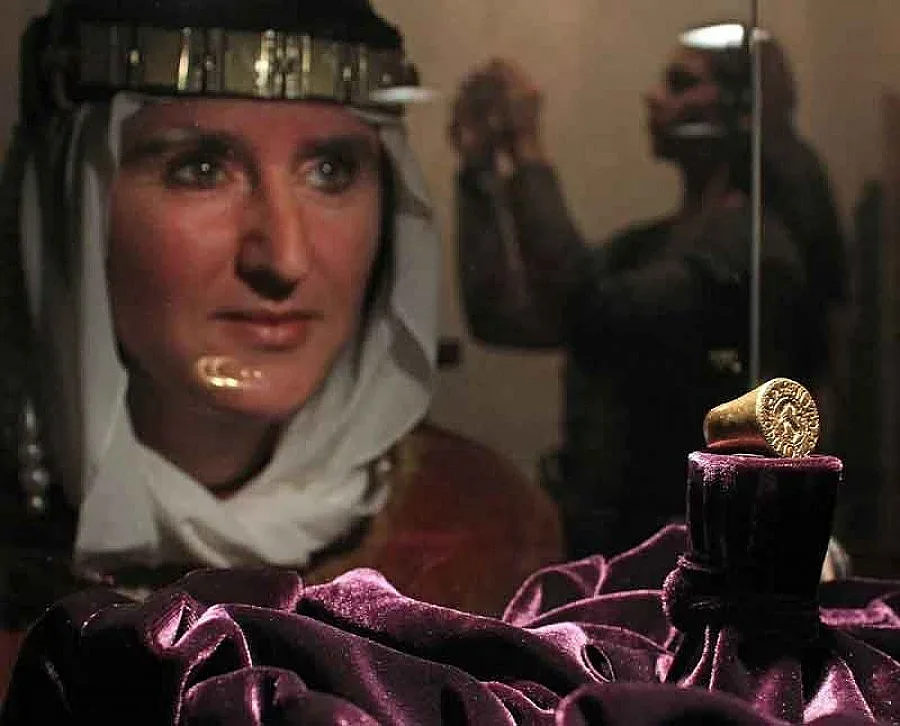 Опашка се изви за пръстена на цар Калоян