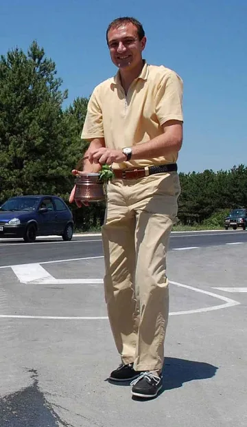 Ванга кръстила и благословила Гуцанов