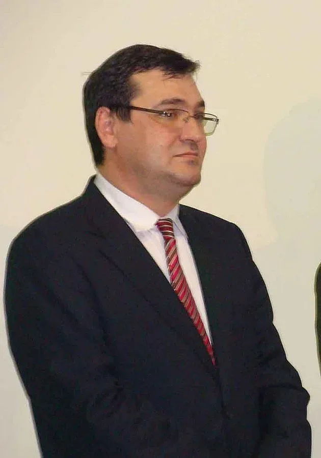 Славчо Атанасов настанява 900 без дом в нови жилища