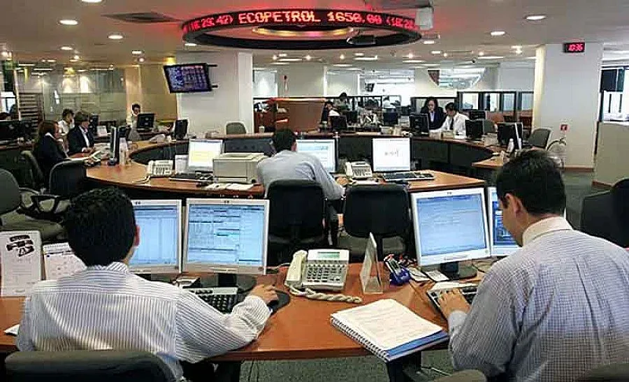 Мудис понижи оценките си за 3 италиански банки