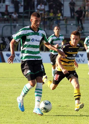 "Литекс" в бой за обиден "моряк"