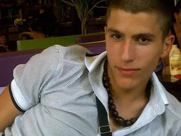 Фейсбук въстана срещу удушвача Румен