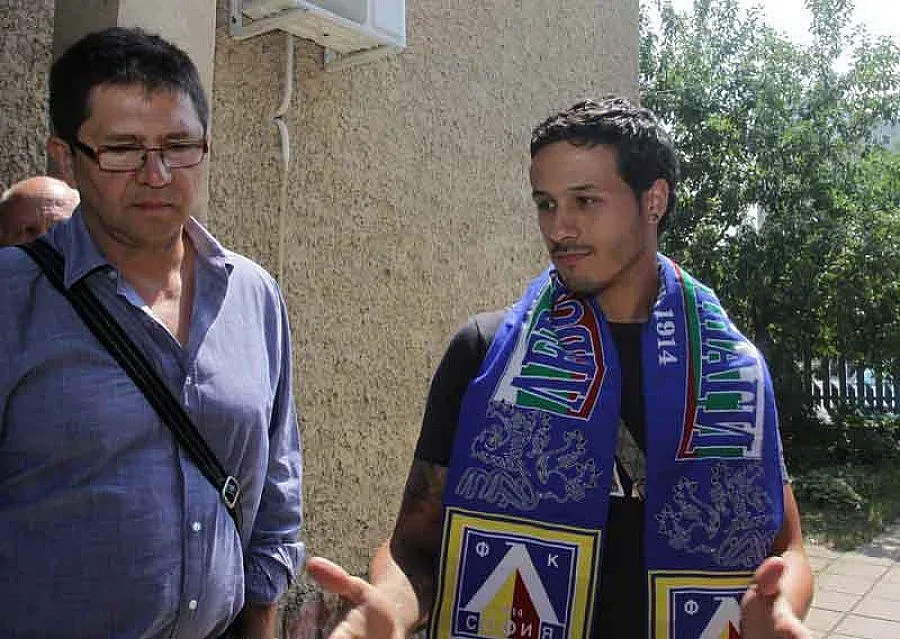 Тони Калво се хвана за крака, не тренира