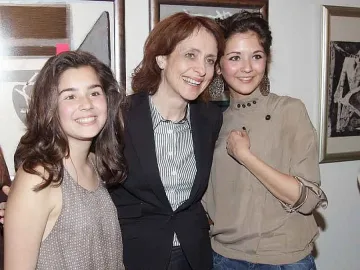 Ограбиха Надежда Нейнски