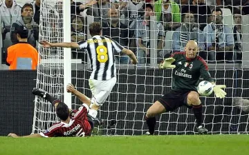 "Ювентус" попари "Милан" с 2:0 (ВИДЕО)