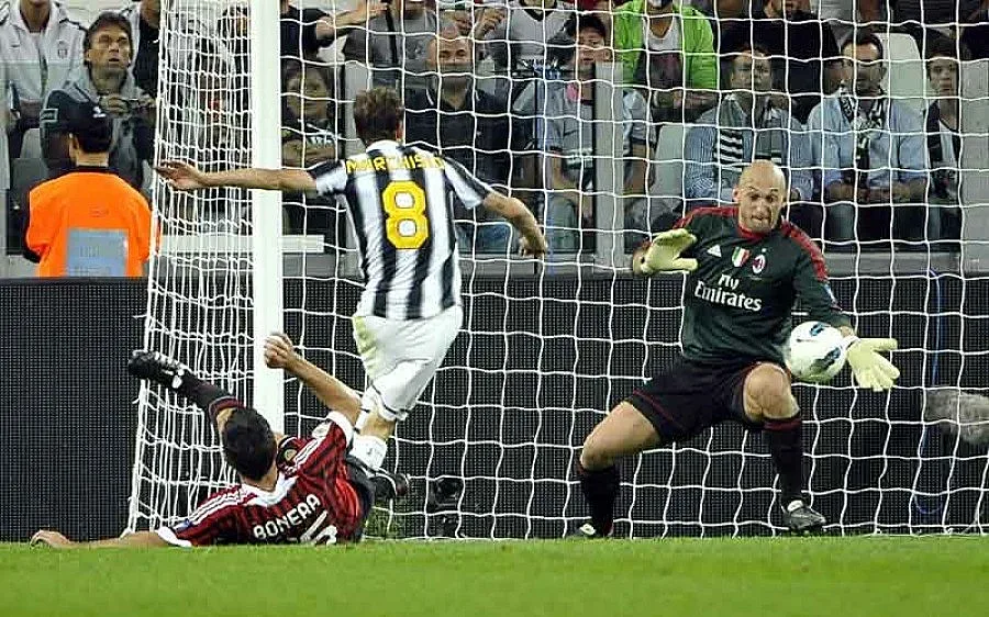 "Ювентус" попари "Милан" с 2:0 (ВИДЕО)