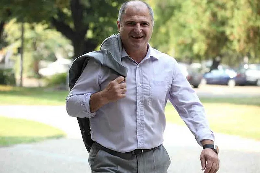 Пената тренира Джамов за изборите