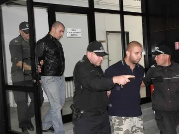 Пуснаха от ареста побойниците на роми