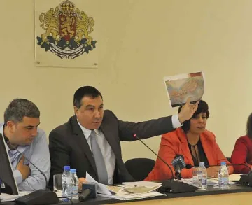 Кметът на Несебър с план за младите