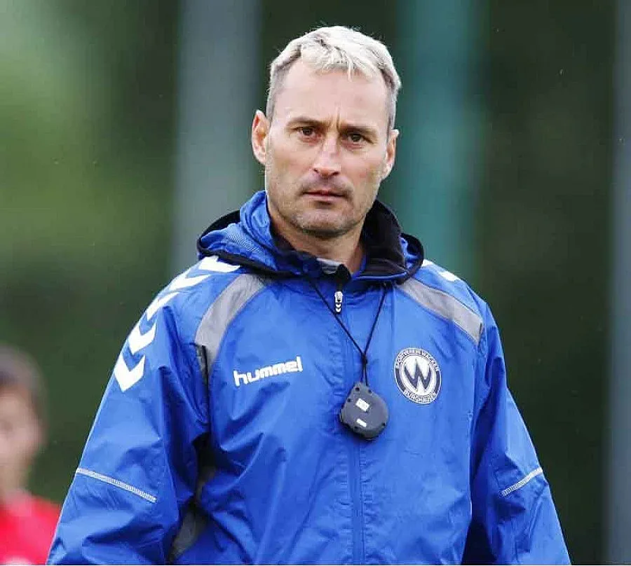 "Бургхаузен" на Донков измъква 3:3 с гол в 90-ата минута