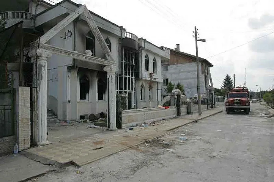 Обявиха 93 бона от дълговете на Рашкови 