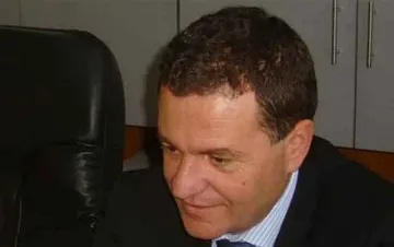 Кандидат на ГЕРБ кани шуменци в палатка