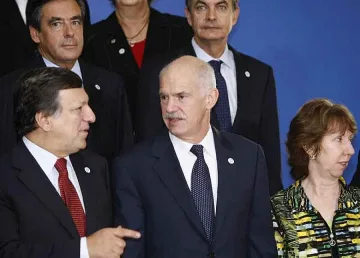 Саркози изслушва Папандреу за мерките за икономии