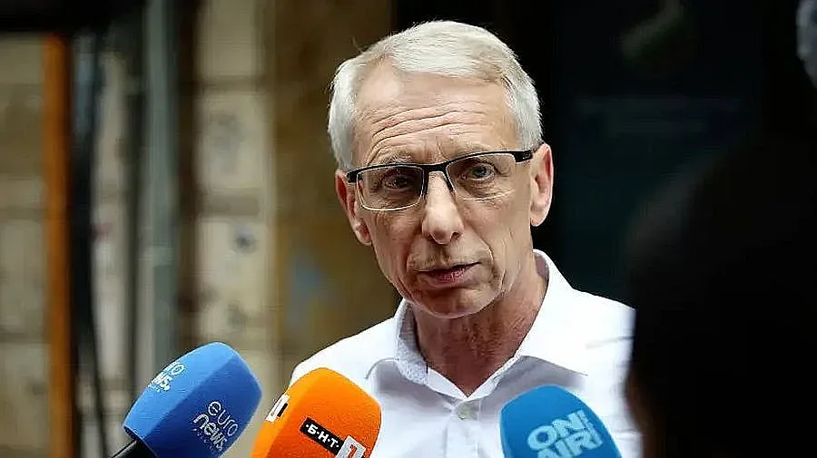 ПП-ДБ решиха за кабинета. Пазят мотивите в тайна