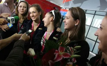 Гимнастичките спали при проститутки