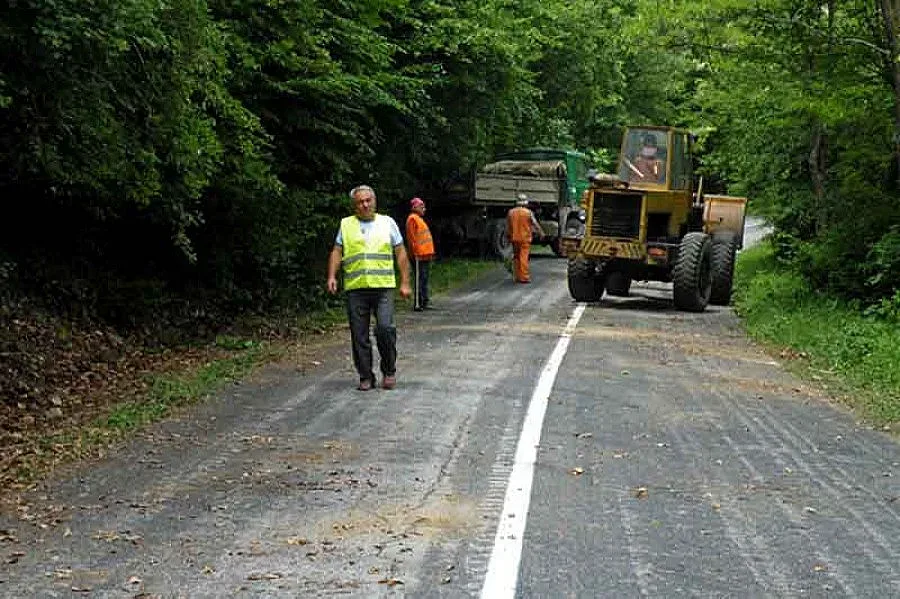 Пускат в експлоатация три ремонтирани пътя в областите Хасково и Кърджали