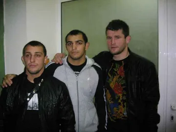 Ранен с нож шампион иска 30 бона