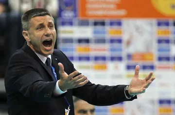 Телефонен терор мъчи Радо Стойчев 